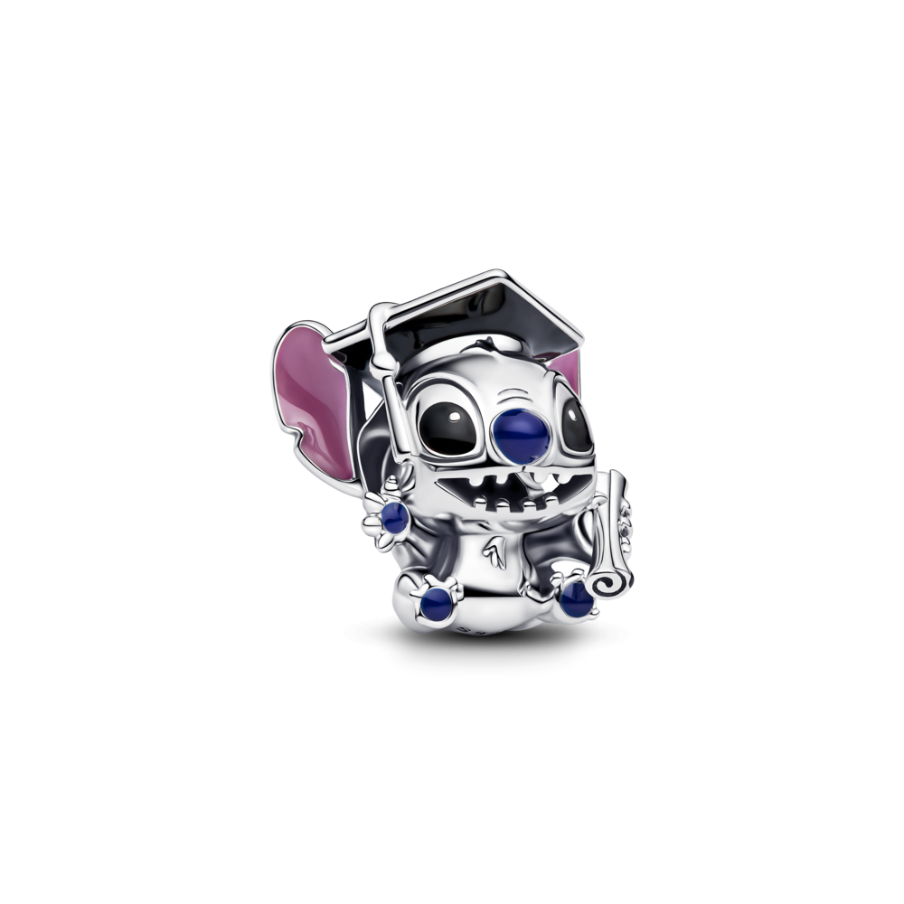 צארמ כסף Stitch מסיים לימודים צארמ כסף Stitch מסיים לימודים